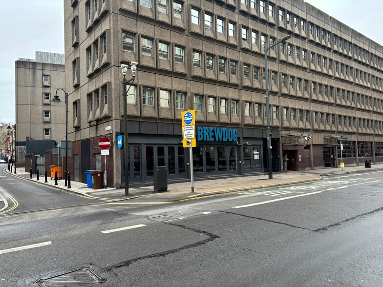 31-35 Westgate St, Cardiff à louer - Photo du bâtiment - Image 2 de 4