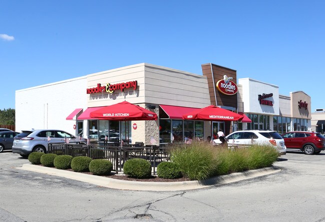 Plus de détails pour 2565 Sycamore Rd, Dekalb, IL - Commerce de détail à louer