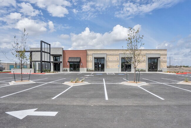 Plus de détails pour 931 S McColl Rd, Edinburg, TX - Commerce de détail à louer