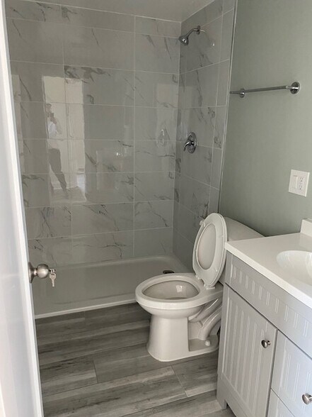 3401 W Lawrence Ave, Chicago, IL à louer - Photo intérieure - Image 3 de 8