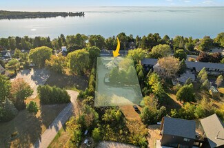 Plus de détails pour 7918 State Highway 42, Egg Harbor, WI - Commerce de détail à vendre