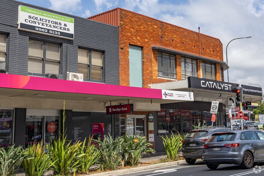 1 Oaks Ave, Dee Why à louer - Photo du bâtiment - Image 3 de 3