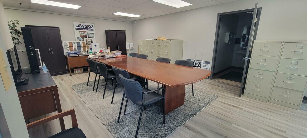 5800 Woodcliff Rd, Bowie, MD à vendre - Photo intérieure - Image 2 de 12
