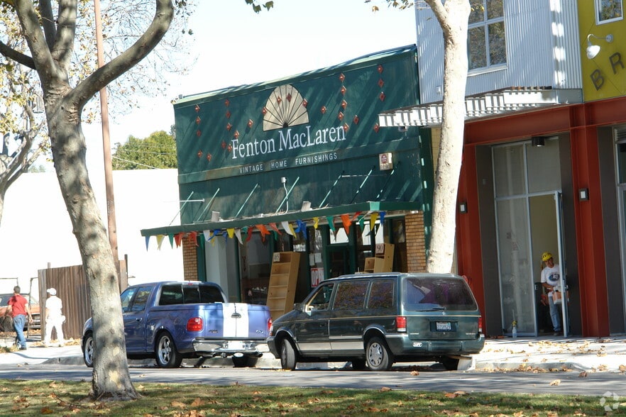 2575 San Pablo Ave, Berkeley, CA for lease - Building Photo - Image 2 of 33