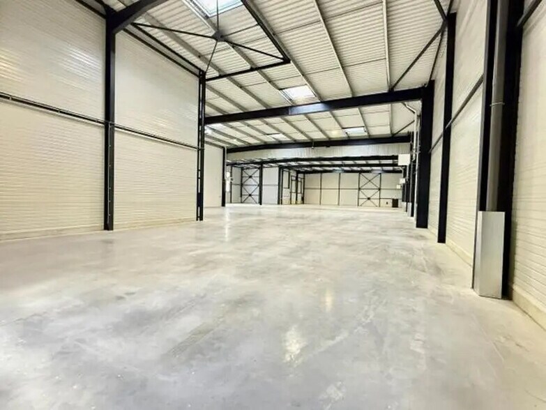 7 Avenue Georges Politzer, Trappes for lease - Interior Photo - Image 3 of 8
