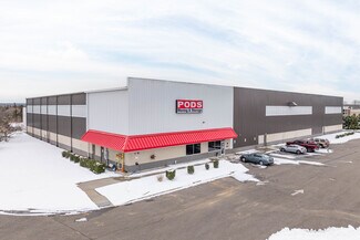 Plus de détails pour 3651 Middle Country Rd, Calverton, NY - Industriel à louer