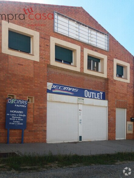 Industriel dans Segovia, Segovia à vendre - Photo du bâtiment - Image 2 de 11