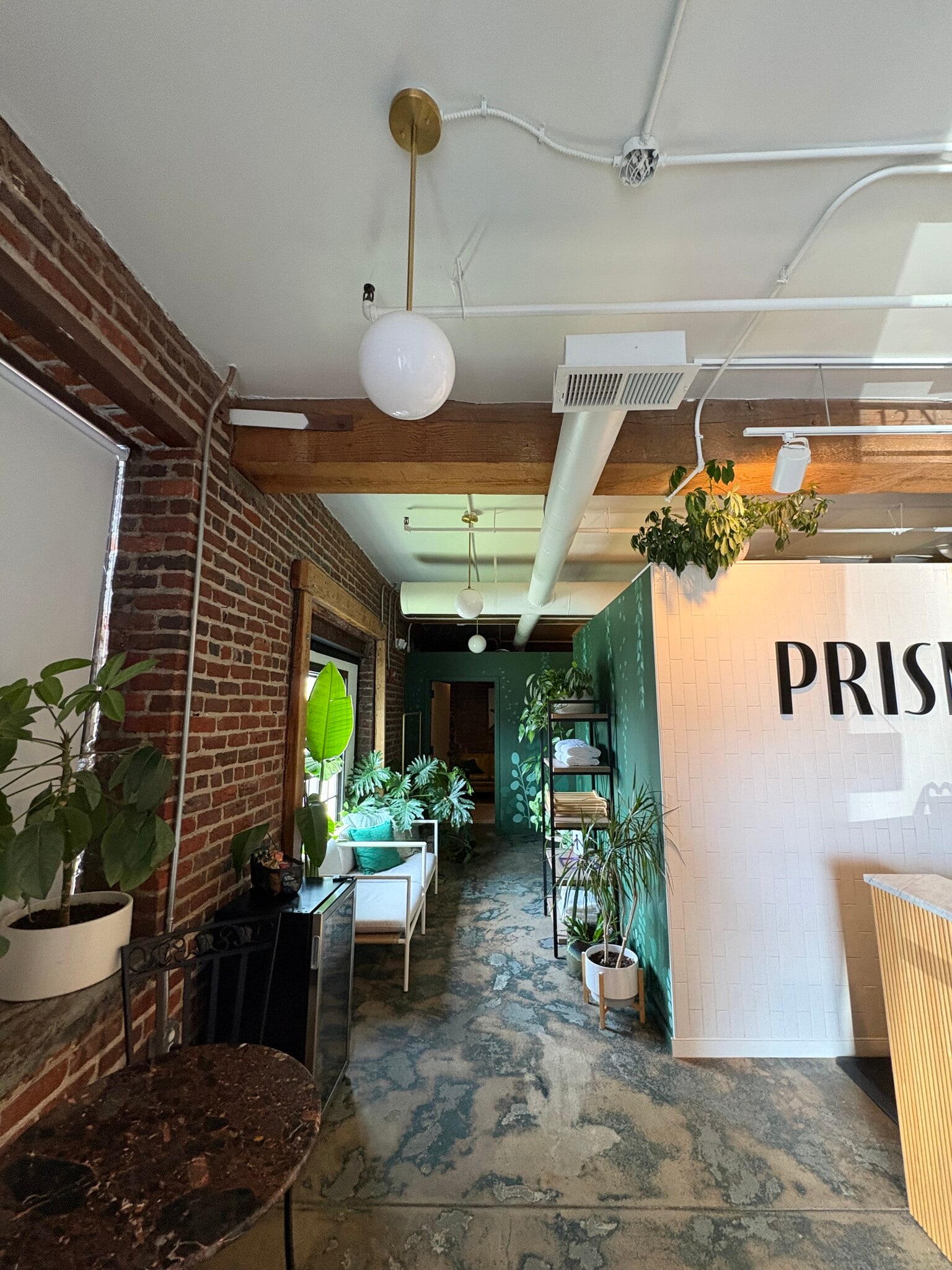 2411 E Franklin St, Richmond, VA for lease Interior Photo- Image 1 of 3