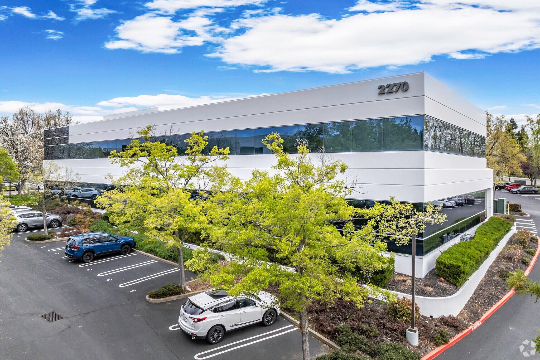 2270 Douglas Blvd, Roseville, CA for lease Primary Photo- Image 1 of 8