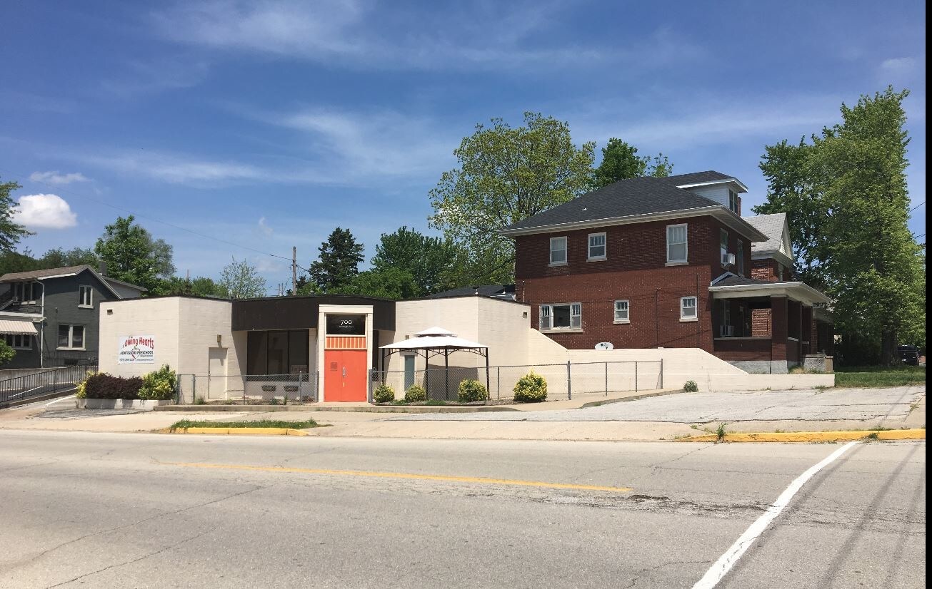 700 W High St, Jefferson City, MO for sale Building Photo- Image 1 of 1