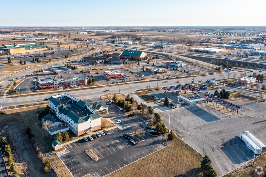665 Tecumseh St, Dundee, MI à vendre - Aérien - Image 2 de 15