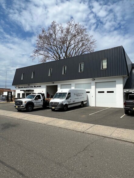 35 Haddon Ave, Shrewsbury, NJ à louer - Photo du bâtiment - Image 1 de 6