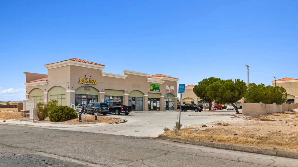 11146 Hesperia Rd, Hesperia, CA à louer - Photo du bâtiment - Image 2 de 28