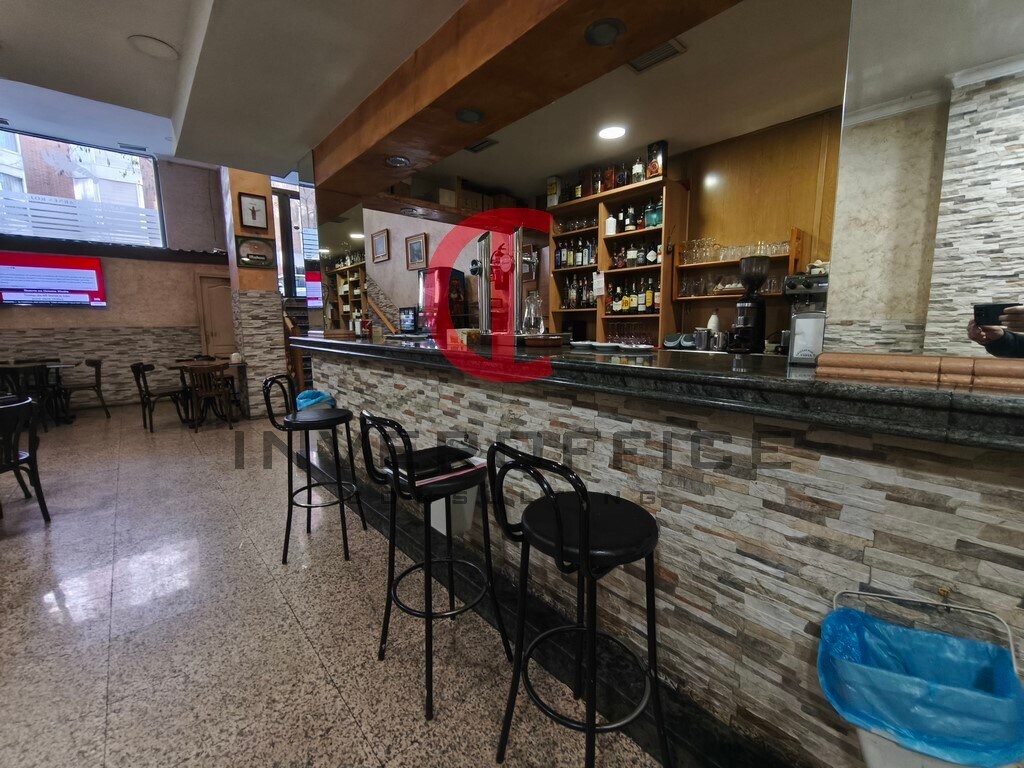 Madrid, MAD 28005 - Unité 1 -  - Photo intérieure - Image 1 of 2