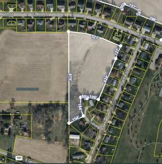 More details for Approx 4 Acres Craig & Spring St, Dodgeville, WI - Land for Sale