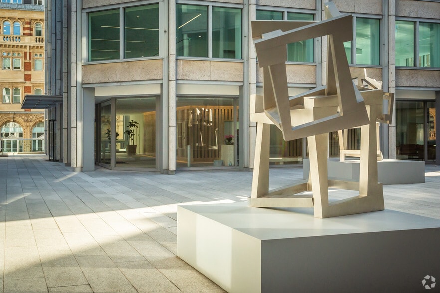 25 St. James's St, London for lease - Building Photo - Image 3 of 9