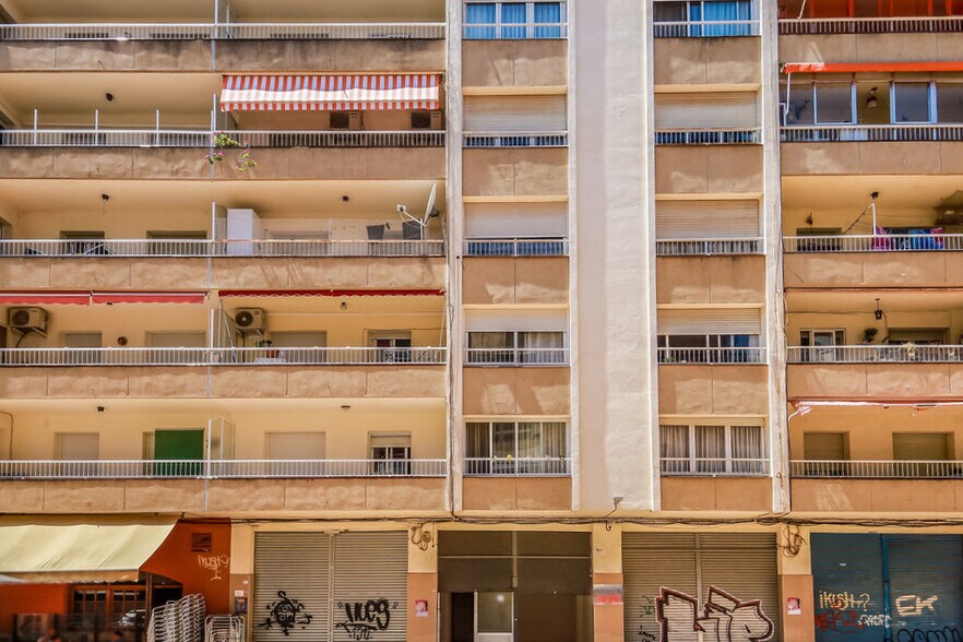 Immeuble residentiel dans Reus, Tarragona à vendre - Photo du bâtiment - Image 3 de 3