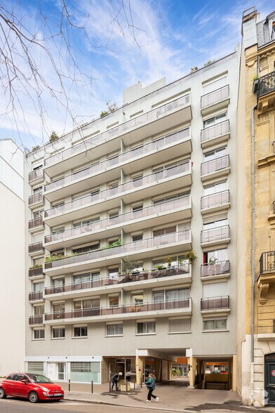 Bureau dans Paris à vendre - Photo du bâtiment - Image 2 de 2