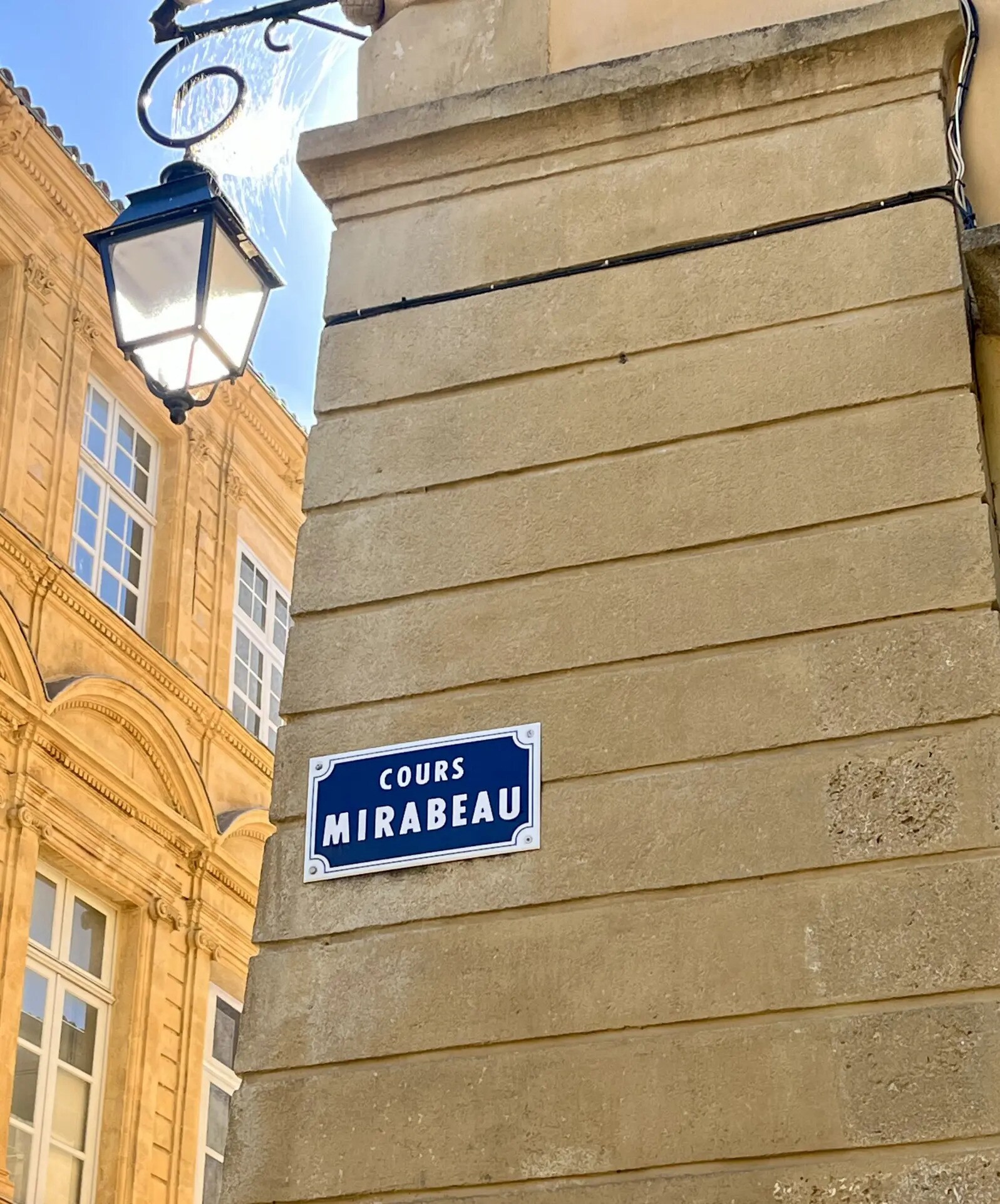 36 Cours Mirabeau, Aix-en-Provence à louer Photo du bâtiment- Image 1 de 8