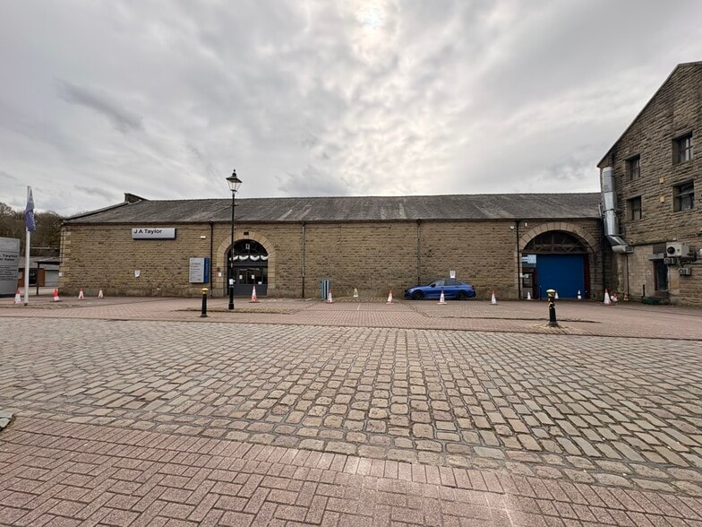 Bury Rd, Rossendale for lease - Building Photo - Image 2 of 2