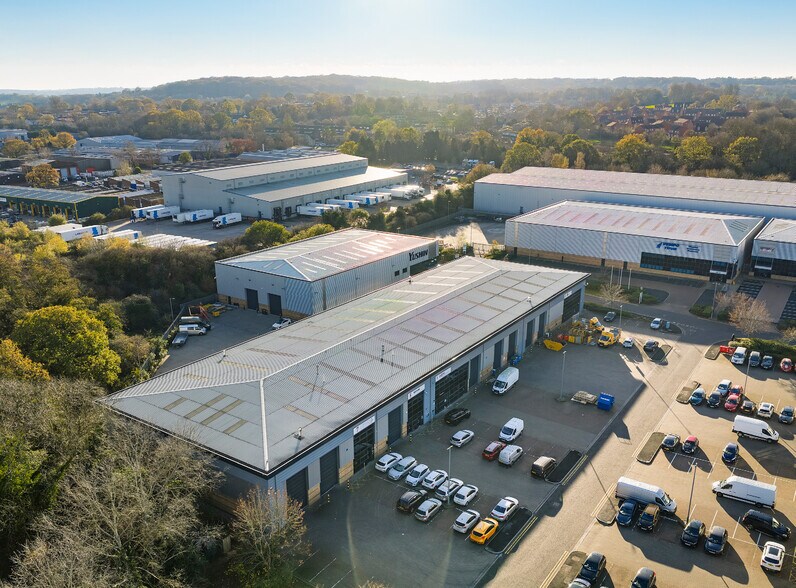 Nash Rd, Redditch à louer - Photo du bâtiment - Image 1 de 3