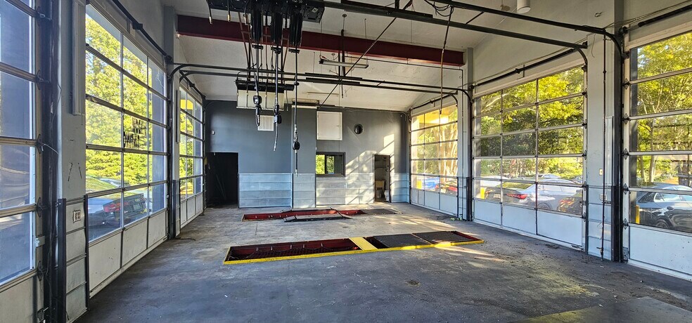 2841 Virginia Beach Blvd, Virginia Beach, VA à vendre - Photo du bâtiment - Image 2 de 5