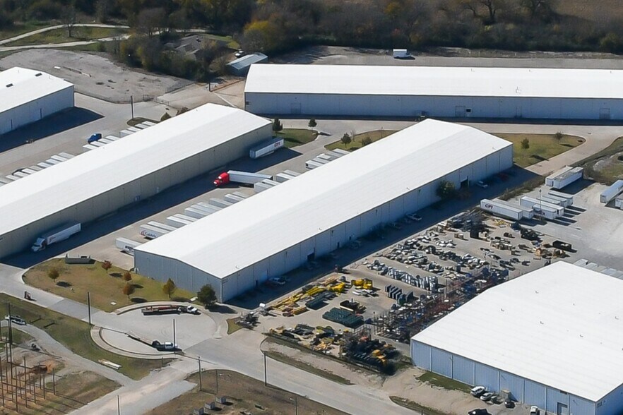 5091 Dakota Ln, Denton, TX à vendre - Photo du bâtiment - Image 2 de 25