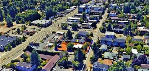 14514 32nd Ave NE, Shoreline, WA for sale - Primary Photo - Image 1 of 3