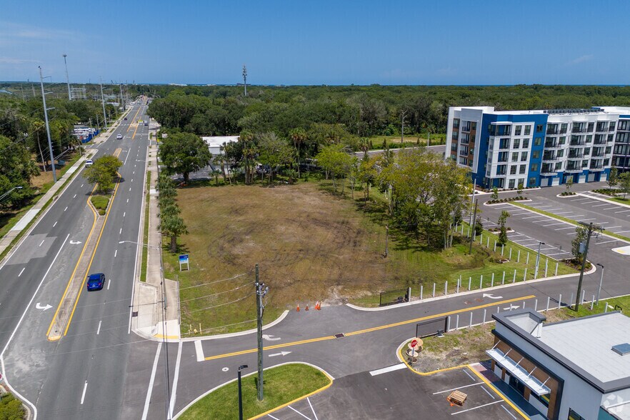 2787 Mayport Rd, Jacksonville, FL à louer - Photo du bâtiment - Image 3 de 6