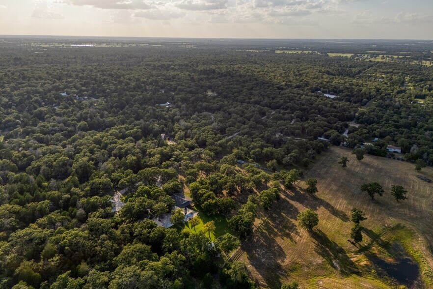 1474 County Road B, Lexington, TX à vendre - Photo du bâtiment - Image 3 de 74