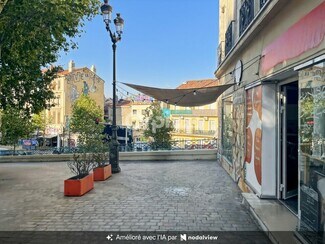 Plus de détails pour Commerce de détail à louer