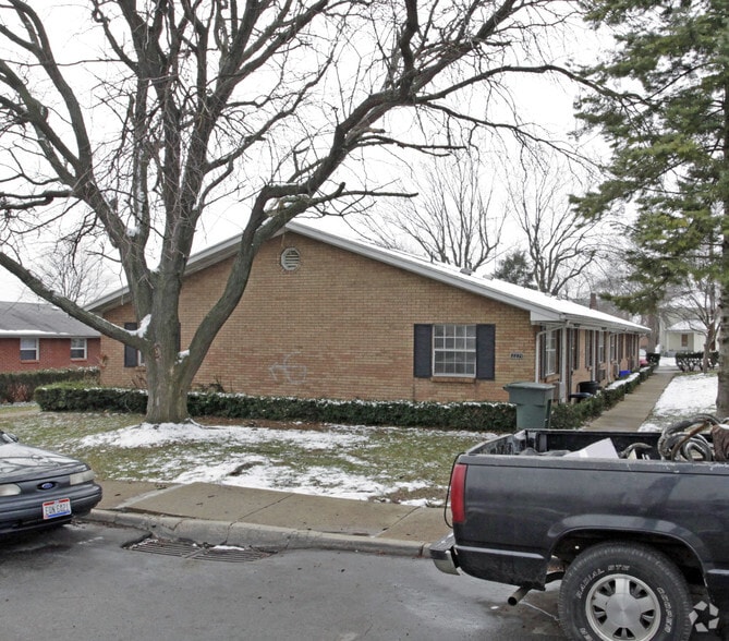 2271 Hepburn Ave, Dayton, OH à vendre - Photo du bâtiment - Image 2 de 2