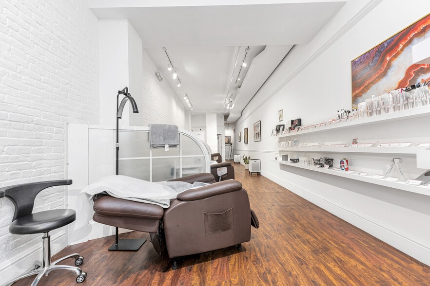 120 W 25th St, New York, NY for lease - Interior Photo - Image 2 of 7