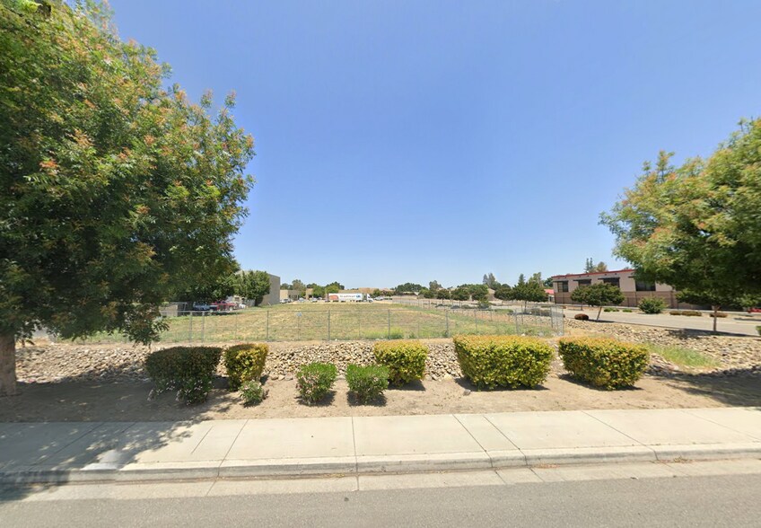 3025 Hatch Rd, Modesto, CA for sale - Other - Image 1 of 1