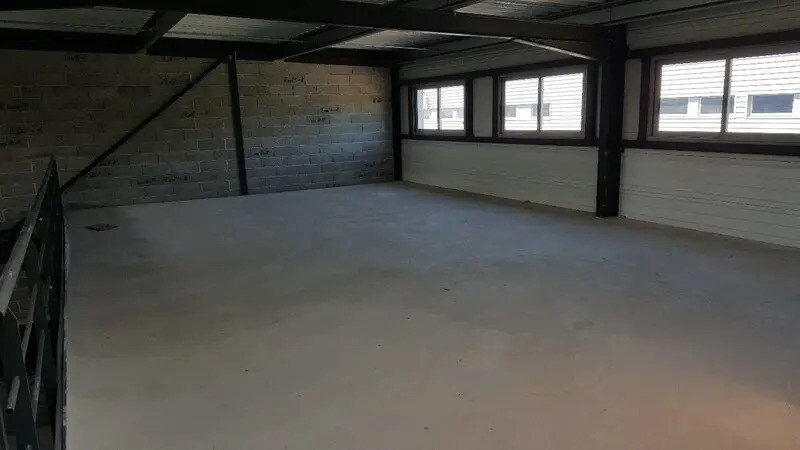 Office in Montpellier for lease - Interior Photo - Image 2 of 9