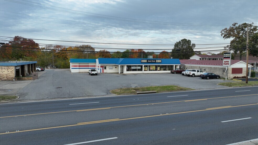 512 S 12th St, Murray, KY à vendre - Photo du bâtiment - Image 3 de 12