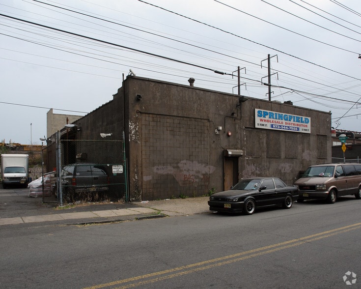55-61 Rome St, Newark, NJ à vendre - Photo principale - Image 1 de 6