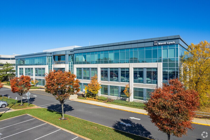 1200 Howard Blvd, Mount Laurel, NJ for lease - Building Photo - Image 2 of 20