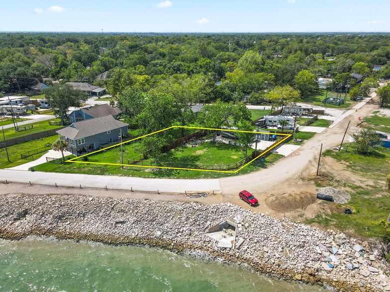 4302 Blvd St, Bacliff, TX à vendre - Photo principale - Image 1 de 1