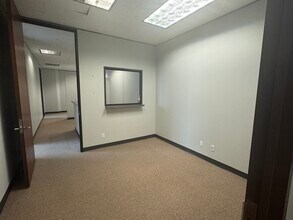 101 W Goodwin Ave, Victoria, TX for lease Interior Photo- Image 1 of 6