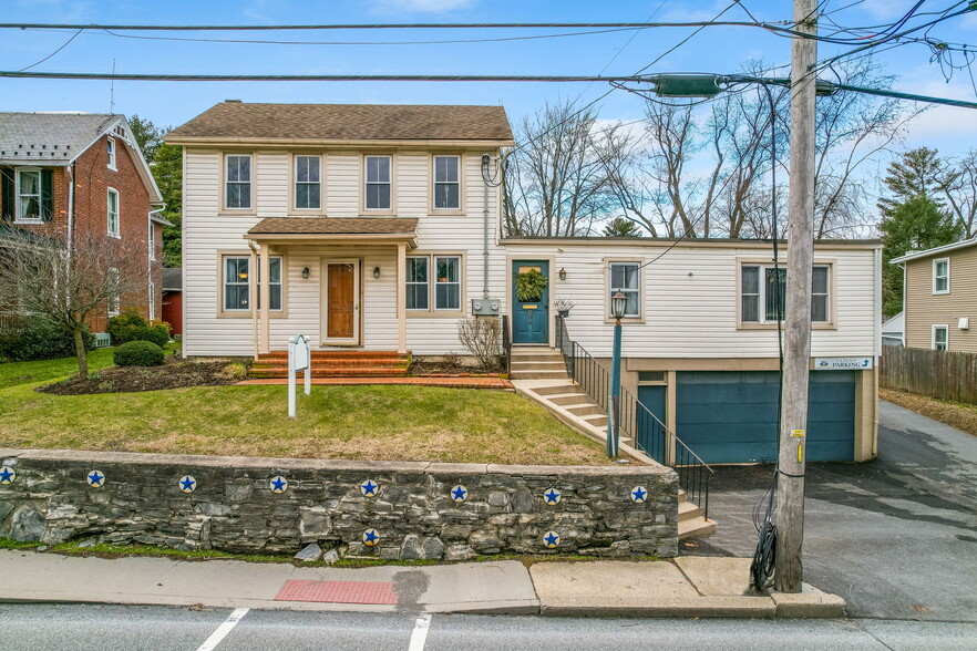 200 S Church St, Quarryville, PA à vendre - Photo principale - Image 1 de 1