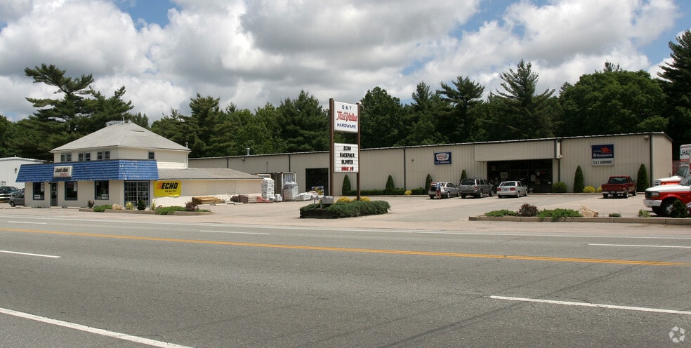 2300 Nooseneck Hill Rd, Coventry, RI à vendre - Photo principale - Image 1 de 1