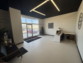 101 SW 14th Pl, Lincoln, NE à louer Photo intérieure- Image 2 de 6