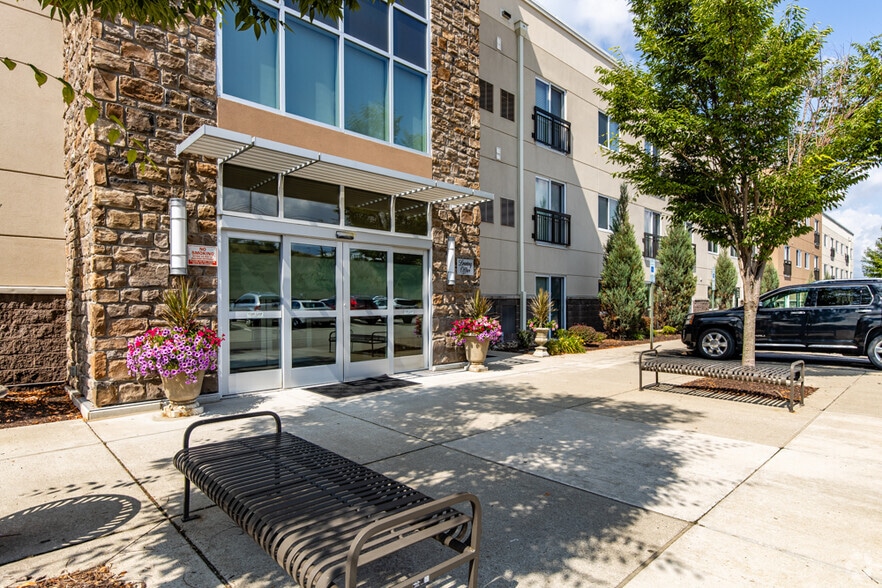 100 Adios Dr, Washington, PA for lease - Building Photo - Image 3 of 5