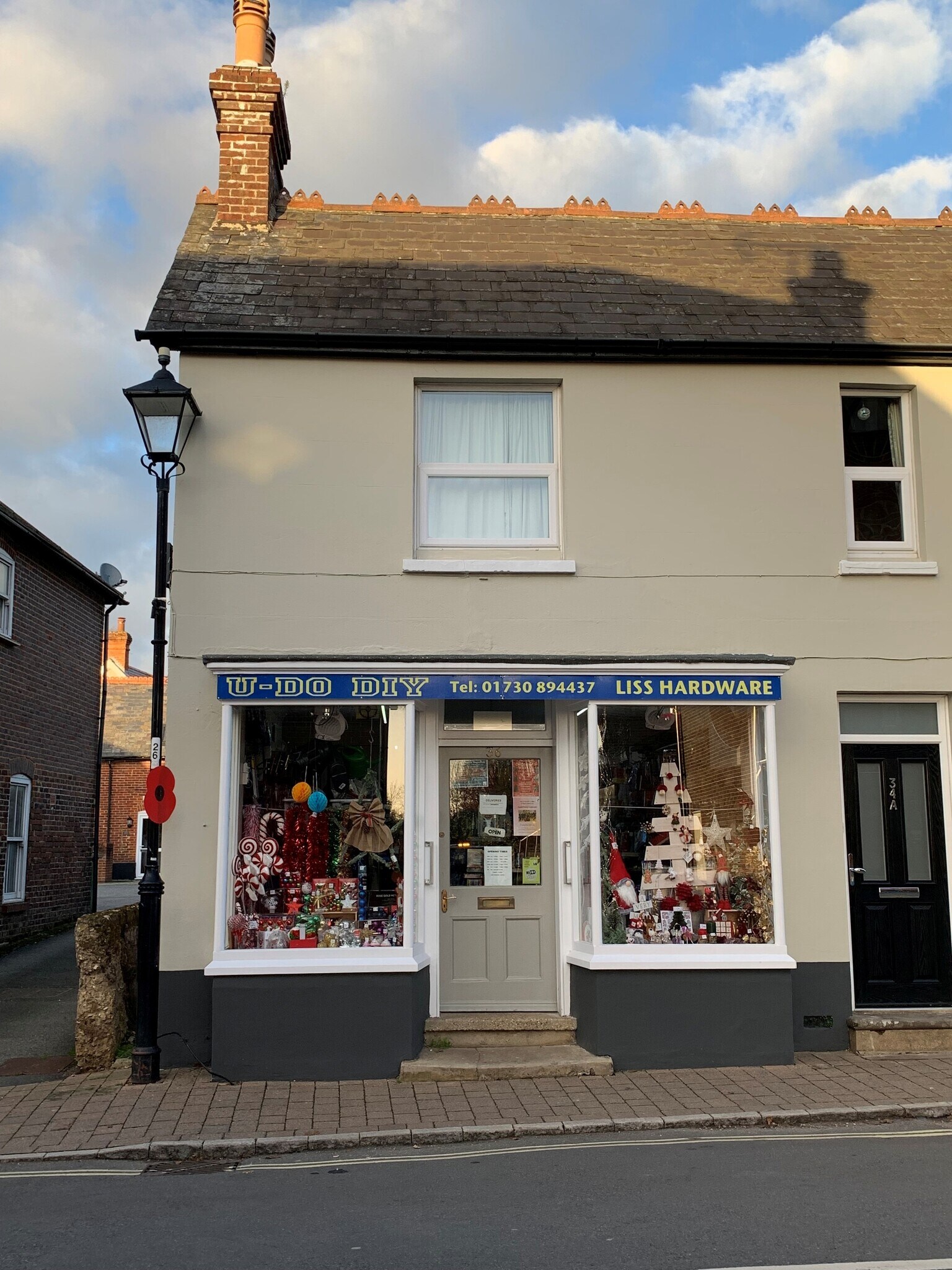 34-36 Station Rd, Liss à louer Photo du bâtiment- Image 1 de 4