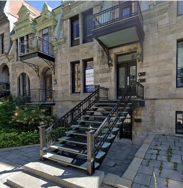 336-340 Rue Sherbrooke E, Montréal, QC à vendre Photo du bâtiment- Image 1 de 1