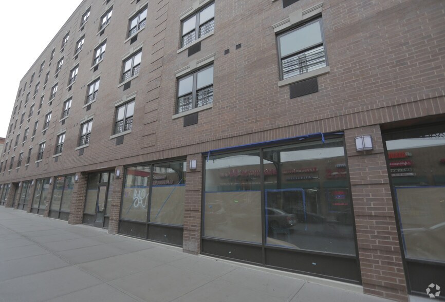 1668 Broadway, Brooklyn, NY à vendre - Photo du bâtiment - Image 2 de 5