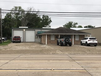 Plus de détails pour 675 E Roundbunch Rd, Bridge City, TX - Vente au détail à vendre