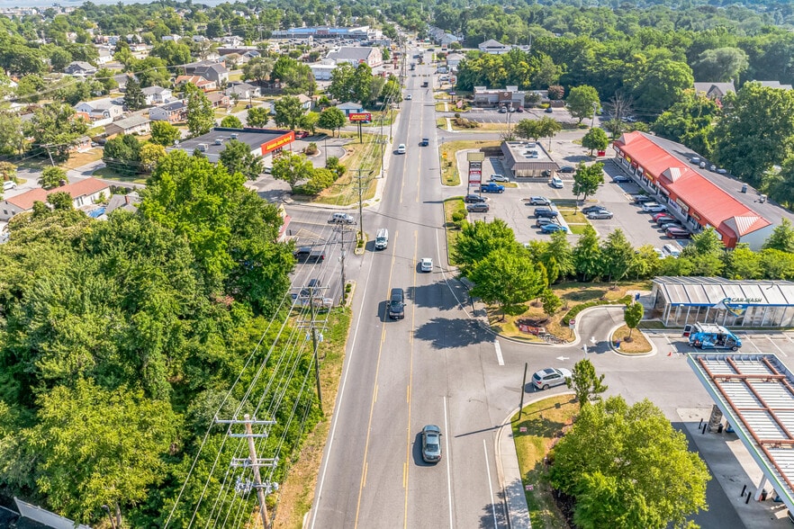 8542 Fort Smallwood Rd, Pasadena, MD for sale - Aerial - Image 2 of 16