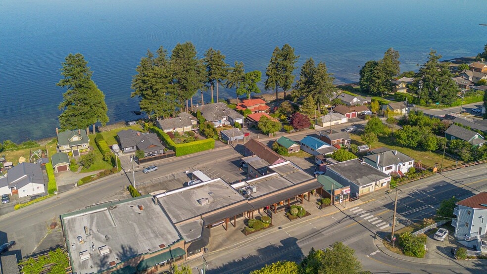 4603 Marine Av, Powell River, BC for sale - Building Photo - Image 2 of 10